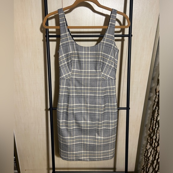 Banana Republic Dresses & Skirts - Banana Republic Plaid Mini Dress Black White Yellow Size 0